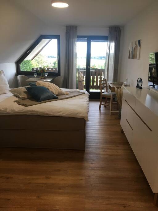 Modernes Mit Herrlichem Blick Ins Gruene Apartment *