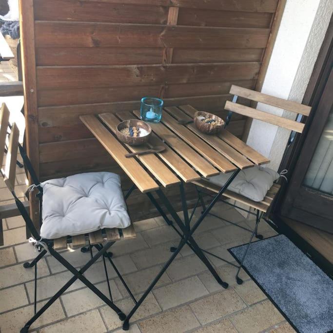 Modernes Mit Herrlichem Blick Ins Gruene Apartment