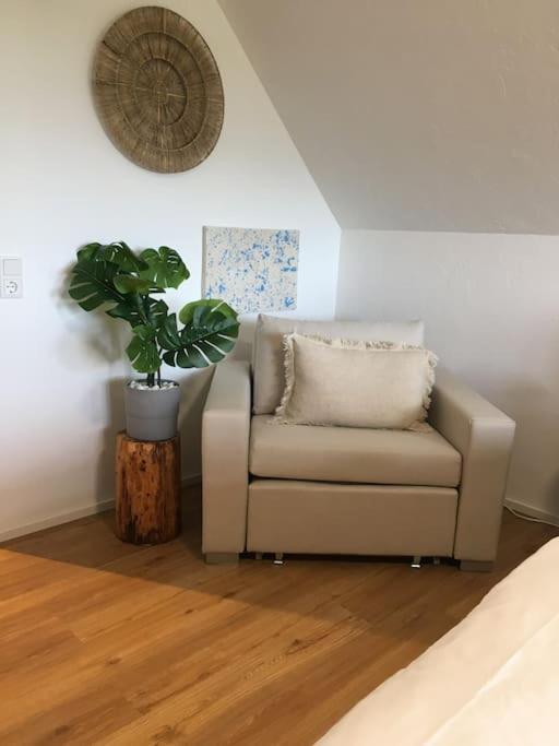 Apartment Modernes Mit Herrlichem Blick Ins Gruene